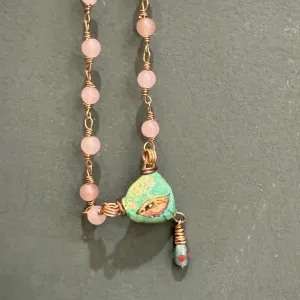 Vintage bead necklace in dusky pink