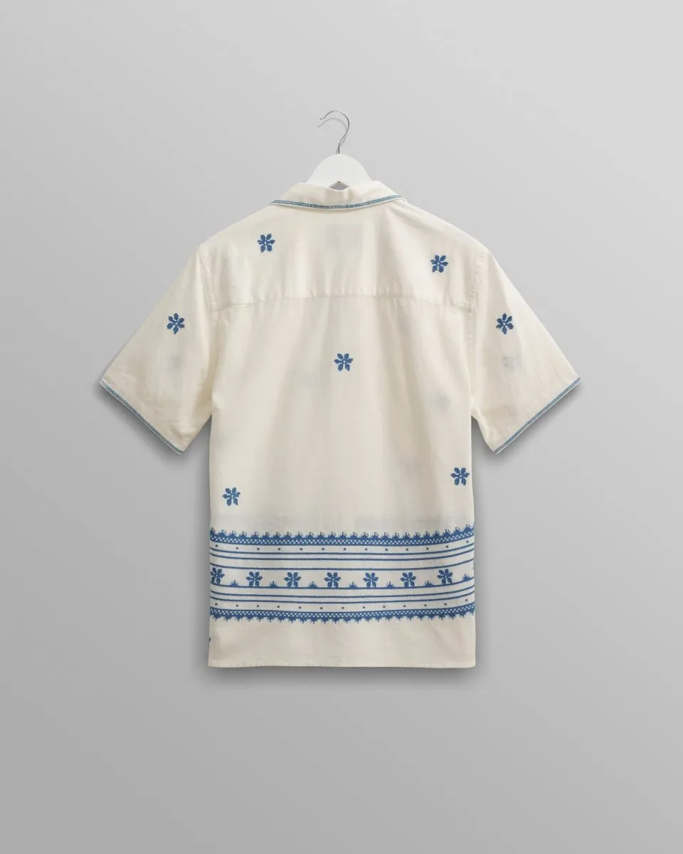 Wax L. DIDCOT SS SHIRT DAISY EMBROIDERY ECRU/BLUE